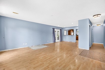 Photo 6 at 21598 Spring Avenue, West Central, Maple Ridge