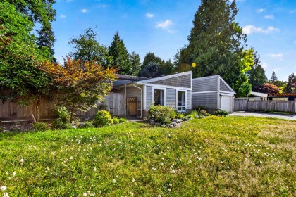 Photo 3 at 21598 Spring Avenue, West Central, Maple Ridge
