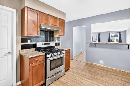 Photo 15 at 21598 Spring Avenue, West Central, Maple Ridge