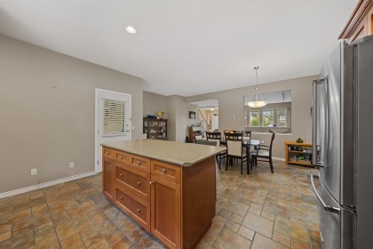 Photo 8 at 24111 102b Avenue, Albion, Maple Ridge