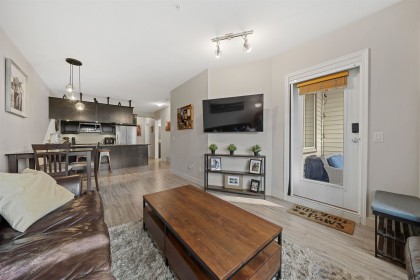 Photo 4 at 114 - 11887 Burnett Street, East Central, Maple Ridge