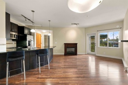 Photo 4 at 216 - 11935 Burnett Street, East Central, Maple Ridge