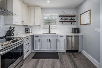 Photo 2 at 22895 Gillis Place, East Central, Maple Ridge