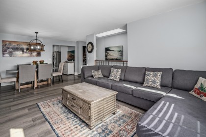 Photo 9 at 22895 Gillis Place, East Central, Maple Ridge
