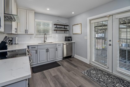 Photo 4 at 22895 Gillis Place, East Central, Maple Ridge