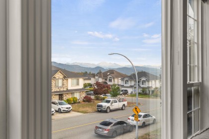 Photo 5 at 8099 Topper Drive, Mission BC, Mission