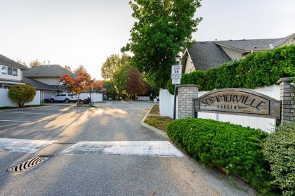 Photo 2 at 43 - 23085 118 Avenue, East Central, Maple Ridge