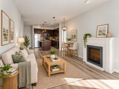Photo 3 at 406 - 22290 North Avenue, West Central, Maple Ridge