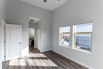 Photo 20 at 406 - 22290 North Avenue, West Central, Maple Ridge