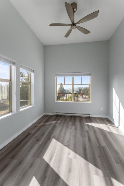 Photo 18 at 406 - 22290 North Avenue, West Central, Maple Ridge