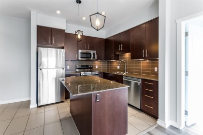 Photo 15 at 406 - 22290 North Avenue, West Central, Maple Ridge