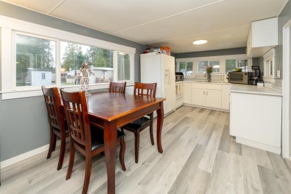 Photo 7 at 23252 Calvin Crescent, East Central, Maple Ridge