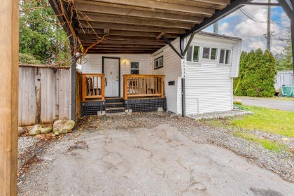Photo 3 at 23252 Calvin Crescent, East Central, Maple Ridge