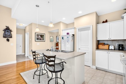 Photo 10 at 162 - 19639 Meadow Gardens Way, North Meadows PI, Pitt Meadows