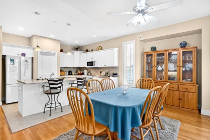Photo 14 at 162 - 19639 Meadow Gardens Way, North Meadows PI, Pitt Meadows