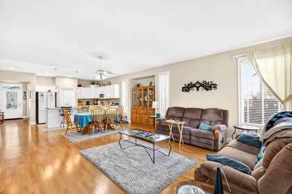Photo 21 at 162 - 19639 Meadow Gardens Way, North Meadows PI, Pitt Meadows