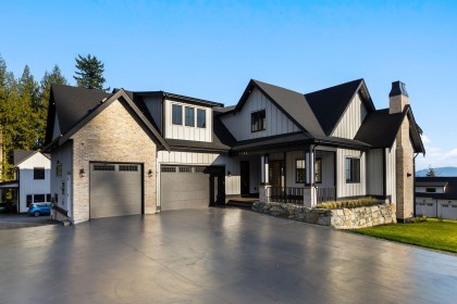 Photo 1 at 9700 Gough Terrace, Mission BC, Mission