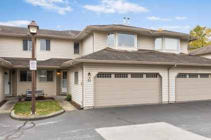 Photo 1 at 21 - 12268 189a Street, Central Meadows, Pitt Meadows