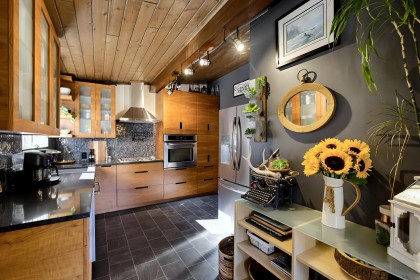Photo 2 at 34361 Dewdney Trunk Road, Mission BC, Mission