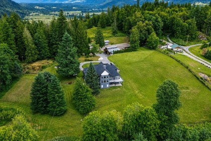 Photo 3 at 10228 Stave Lake Street, Mission BC, Mission