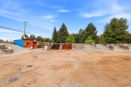 Photo 6 at 23549 Lougheed Highway, Albion, Maple Ridge