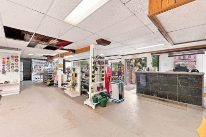 Photo 9 at 23549 Lougheed Highway, Albion, Maple Ridge