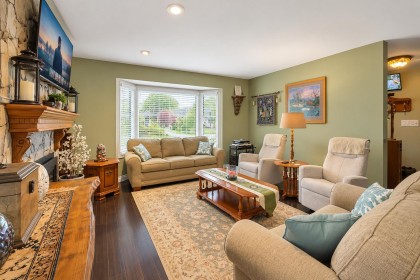 Photo 6 at 12496 219th Street, West Central, Maple Ridge