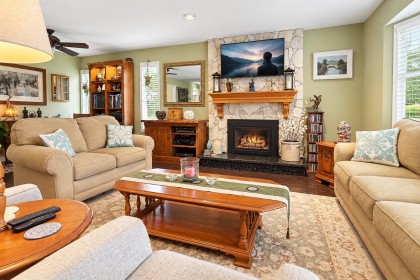 Photo 5 at 12496 219th Street, West Central, Maple Ridge