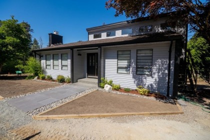 Photo 3 at 25443 Bosonworth Avenue, Thornhill MR, Maple Ridge