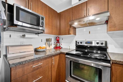 Photo 7 at 403 - 12075 228 Street, East Central, Maple Ridge