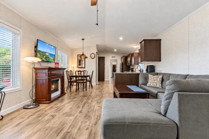 Photo 3 at 9 - 41711 Taylor Road, Dewdney Deroche, Mission