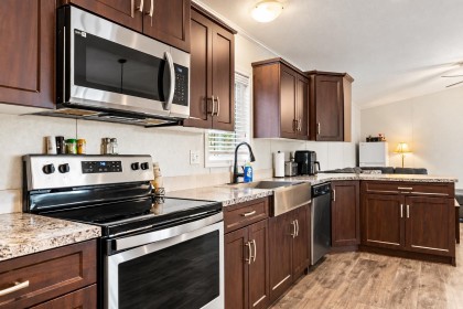 Photo 9 at 9 - 41711 Taylor Road, Dewdney Deroche, Mission