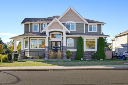 Photo 3 at 8463 Fennell Street, Mission BC, Mission