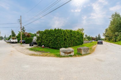 Photo 3 at 20102 Ditton Street, Southwest Maple Ridge, Maple Ridge