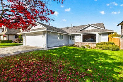 Photo 4 at 22205 126 Avenue, West Central, Maple Ridge