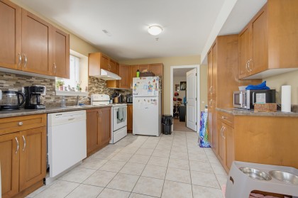 Photo 31 at 11335 Creekside Street, Cottonwood MR, Maple Ridge