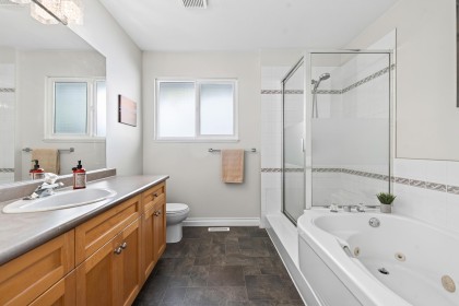 Photo 22 at 11333 238 Street, Cottonwood MR, Maple Ridge