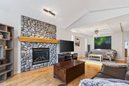 Photo 9 at 11333 238 Street, Cottonwood MR, Maple Ridge