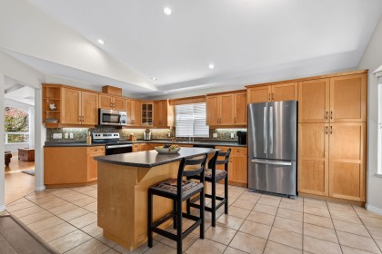 Photo 14 at 11333 238 Street, Cottonwood MR, Maple Ridge