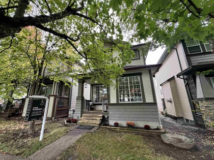 Photo 3 at 24292 102b Avenue, Albion, Maple Ridge