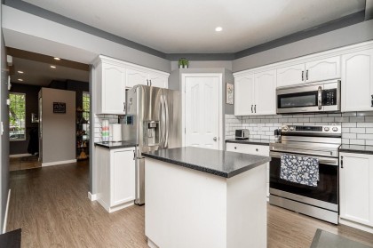 Photo 9 at 24292 102b Avenue, Albion, Maple Ridge