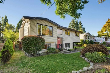 Photo 3 at 11601 211 Street, Southwest Maple Ridge, Maple Ridge
