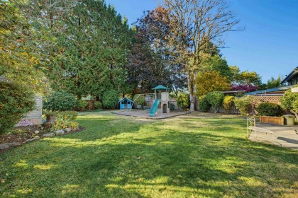 Photo 4 at 11601 211 Street, Southwest Maple Ridge, Maple Ridge