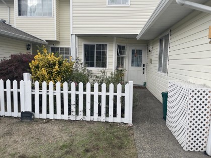 Photo 2 at 405 - 20675 118th Avenue, Southwest Maple Ridge, Maple Ridge