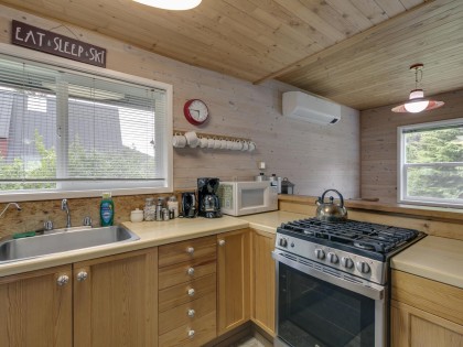 Photo 8 at 46880 Sakwi Creek Road, Hemlock, Mission