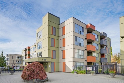 Photo 1 at 327 - 12085 228 Street, East Central, Maple Ridge