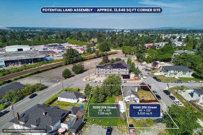 Photo 2 at 11240 206th Street, Southwest Maple Ridge, Maple Ridge