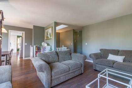 Photo 4 at 12362 188a Street, Central Meadows, Pitt Meadows
