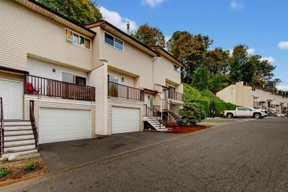 Photo 3 at 9 - 32705 Fraser Crescent, Mission BC, Mission