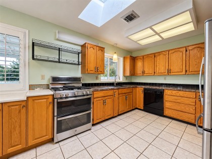 Photo 12 at 33522 Blueberry Drive, Mission BC, Mission